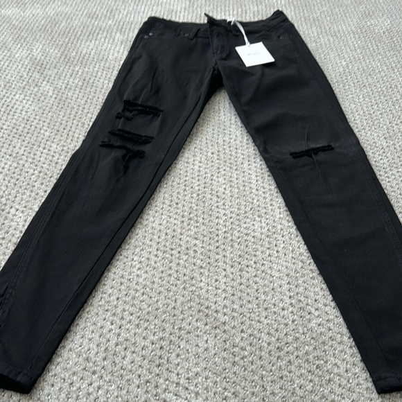 Kancan Black jeans—NWT - Picture 4 of 11